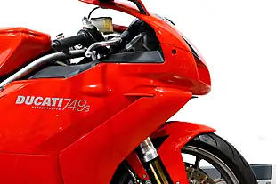 Used 2004 Ducati 749 S Mono Red - Interior and Exterior details 4