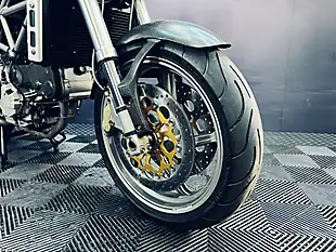Used 2004 Ducati Monster S4 Red - Interior and Exterior details 15