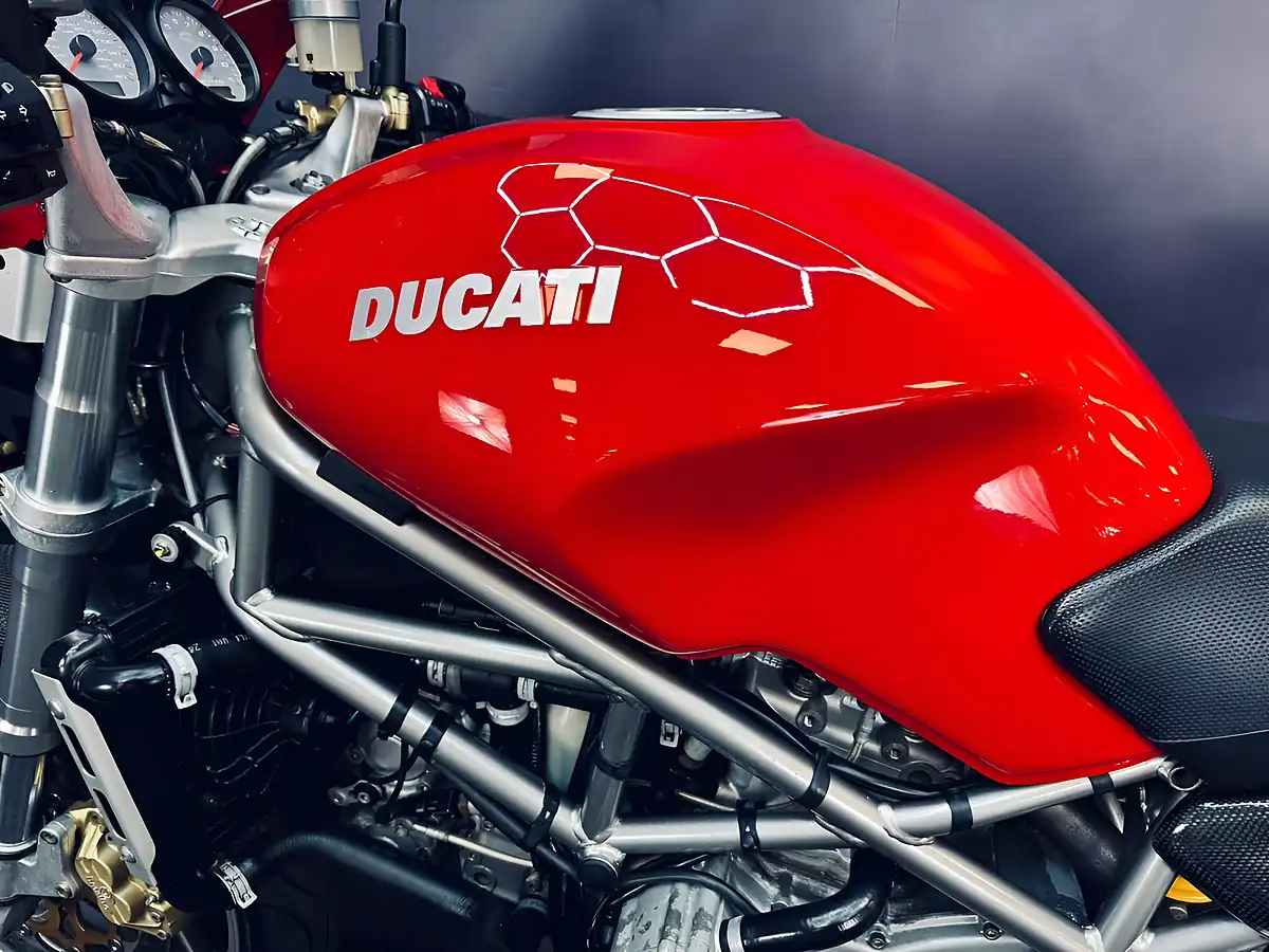 Used 2004 Ducati Monster S4 Red - Interior and Exterior details 9