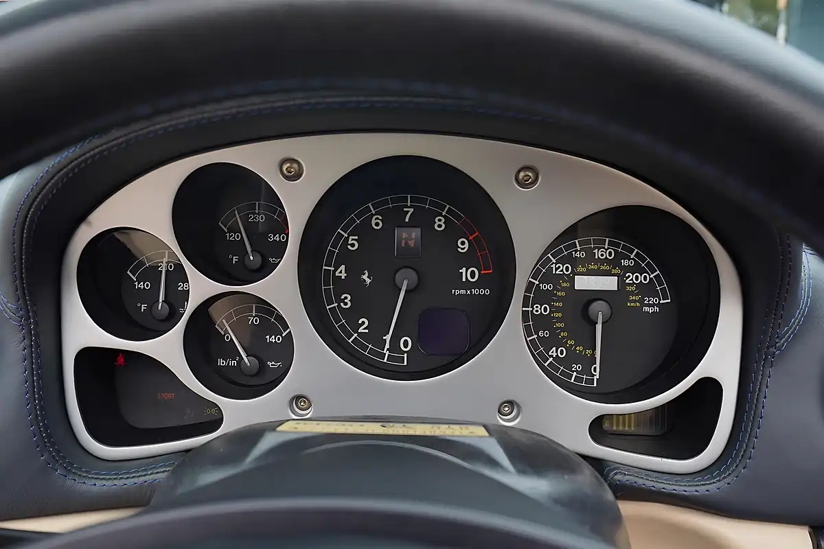 Used 2004 Ferrari 360 Spider Blue - Interior and Exterior details 17