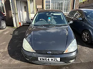 Used 2004 Ford Focus Zetec Black - Interior and Exterior details 2
