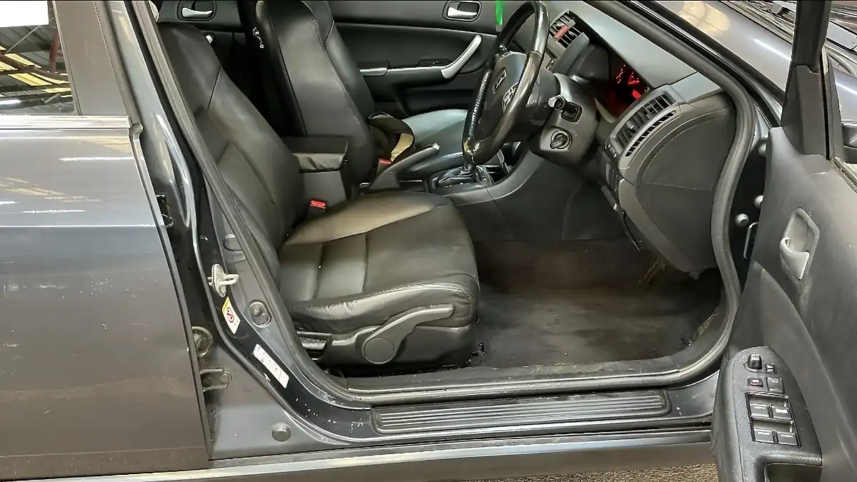 Used 2004 Honda Accord Sport Grey - Interior and Exterior details 14