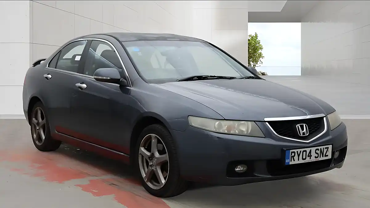 Used 2004 Honda Accord Sport Grey - Interior and Exterior details 2