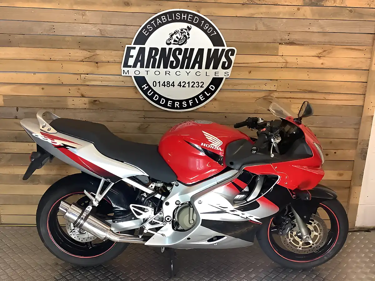 Used 2004 Honda Cbr - Front View