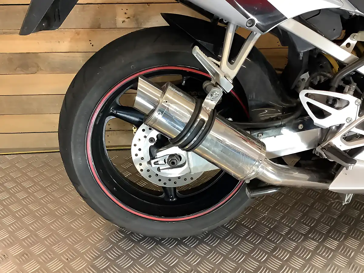 Used 2004 Honda Cbr - Interior and Exterior details 17