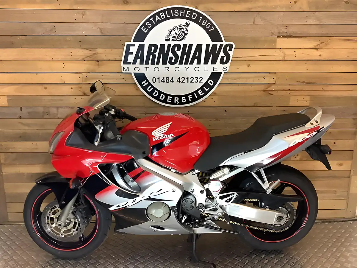 Used 2004 Honda Cbr - Interior and Exterior details 2