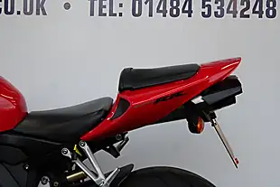 Used 2004 Honda CBR1000 Rr Red - Interior and Exterior details 17
