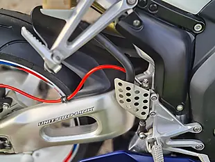 Used 2004 Honda CBR1000RR Fireblade White - Interior and Exterior details 19