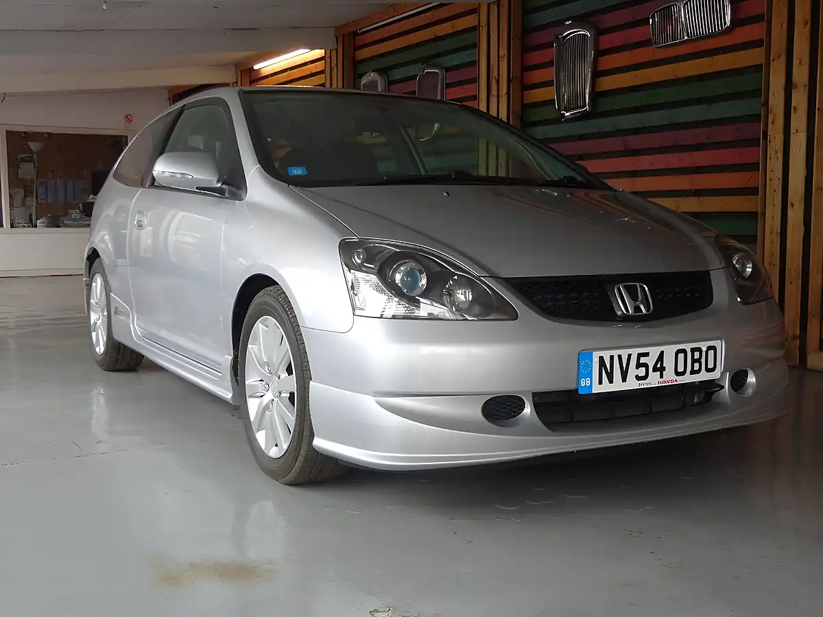 Used 2004 Honda Civic Sport - Interior and Exterior details 8