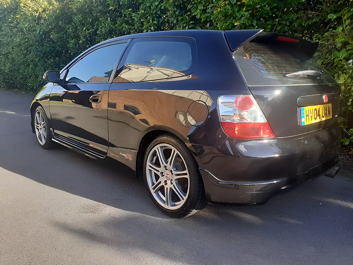 Used 2004 Honda Civic Type R Black - Interior and Exterior details 5