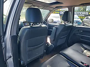 Used 2004 Honda Cr-V Executive Silver - Interior and Exterior details 15