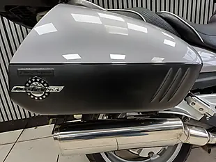 Used 2004 Honda ST1300A Pan European Silver - Interior and Exterior details 11