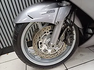Used 2004 Honda ST1300A Pan European Silver - Interior and Exterior details 20