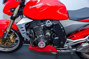 Used 2004 Kawasaki Z1000 Red - Interior and Exterior details 3