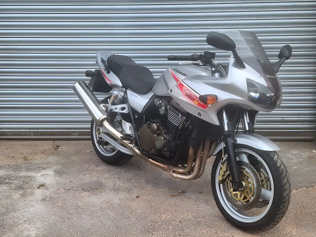 Used 2004 Kawasaki Zrx S - Front View
