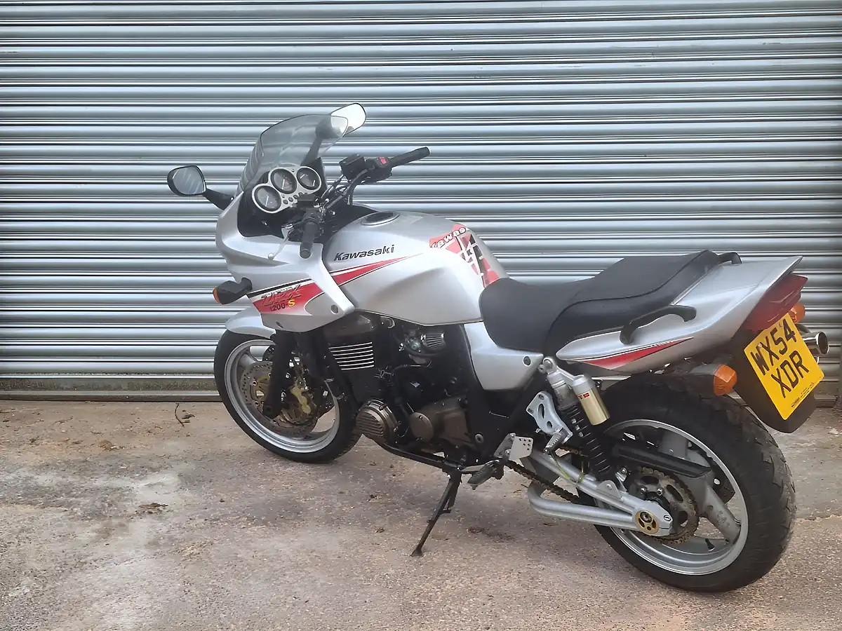 Used 2004 Kawasaki Zrx S - Interior and Exterior details 6