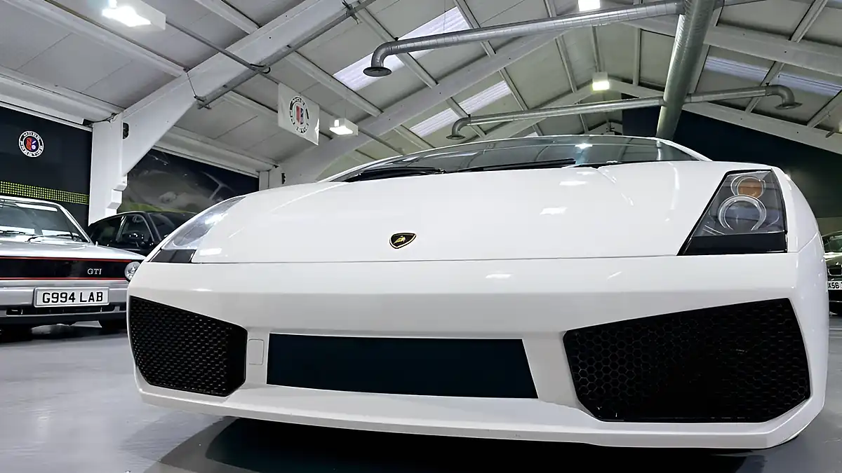 Used 2004 Lamborghini Gallardo Coupe White - Interior and Exterior details 14