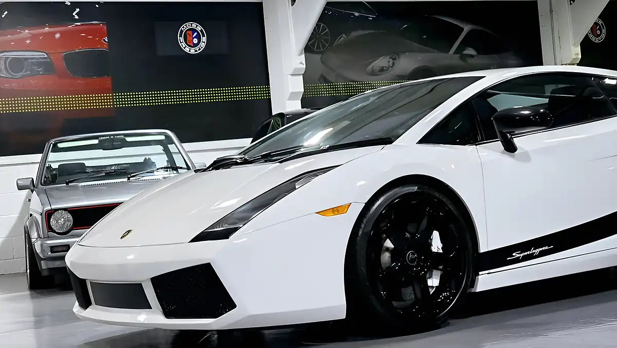 Used 2004 Lamborghini Gallardo Coupe White - Interior and Exterior details 15