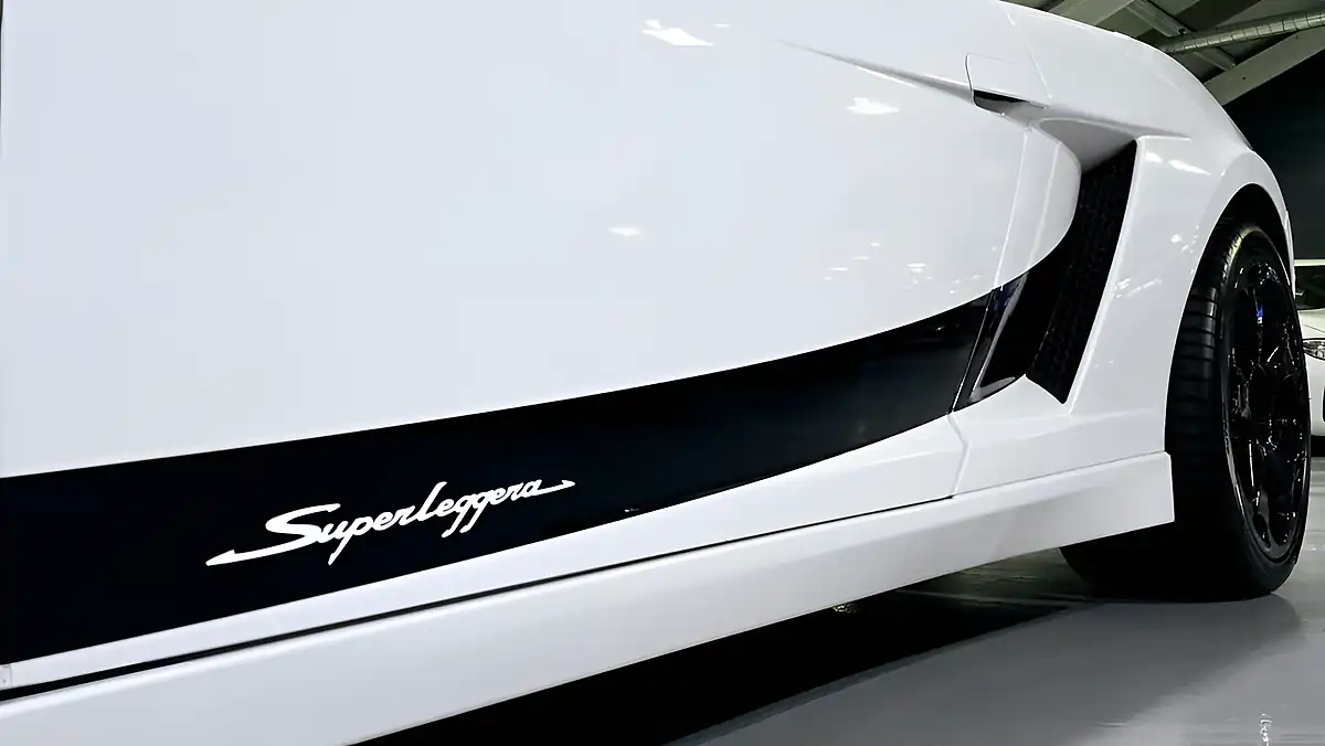Used 2004 Lamborghini Gallardo Coupe White - Interior and Exterior details 16