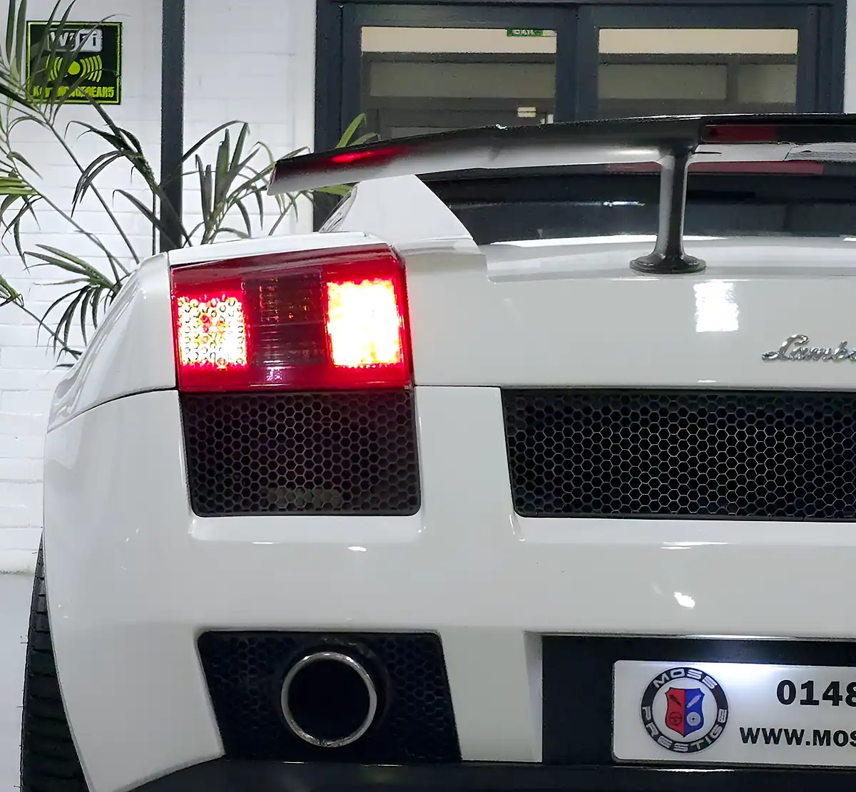 Used 2004 Lamborghini Gallardo Coupe White - Interior and Exterior details 18