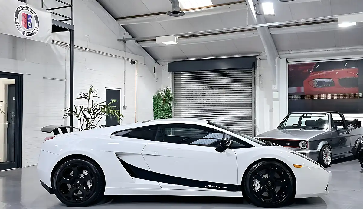 Used 2004 Lamborghini Gallardo Coupe White - Interior and Exterior details 5
