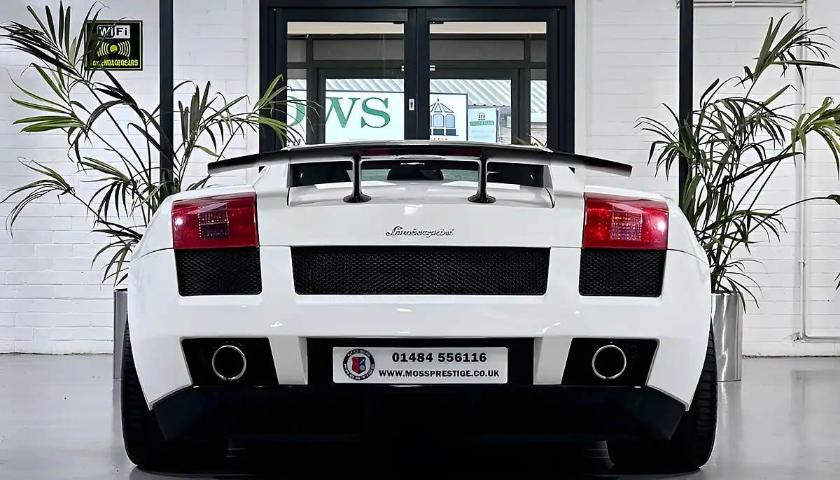 Used 2004 Lamborghini Gallardo Coupe White - Interior and Exterior details 7