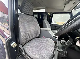 Used 2004 Land Rover Defender 90 County Blue - Interior and Exterior details 17