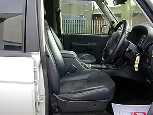 Used 2004 Land Rover Discovery Hse Silver - Interior and Exterior details 15