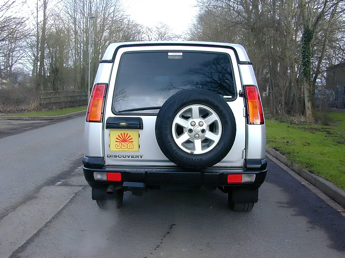 Used 2004 Land Rover Discovery Hse Silver - Interior and Exterior details 5