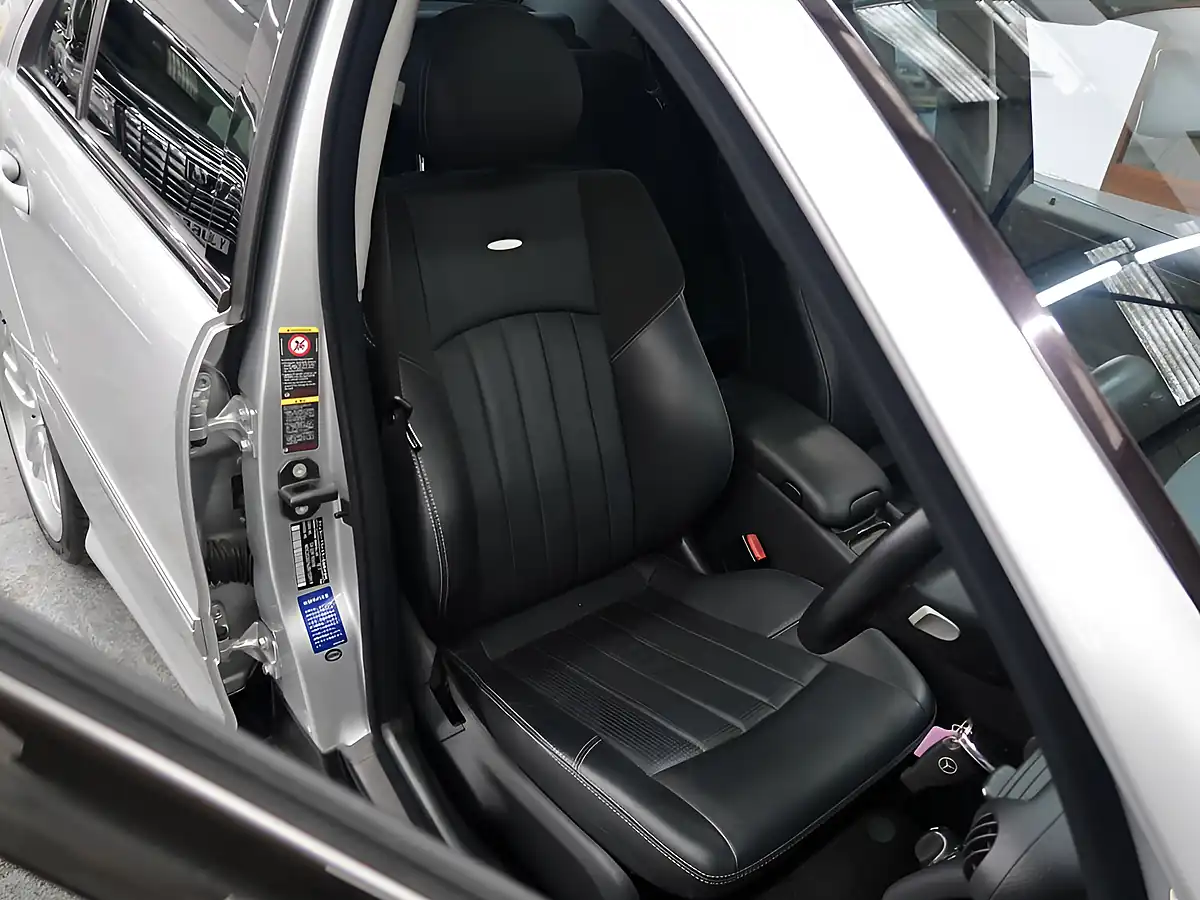 Used 2004 Mercedes-Benz C Class C55 AMG Silver - Interior and Exterior details 13