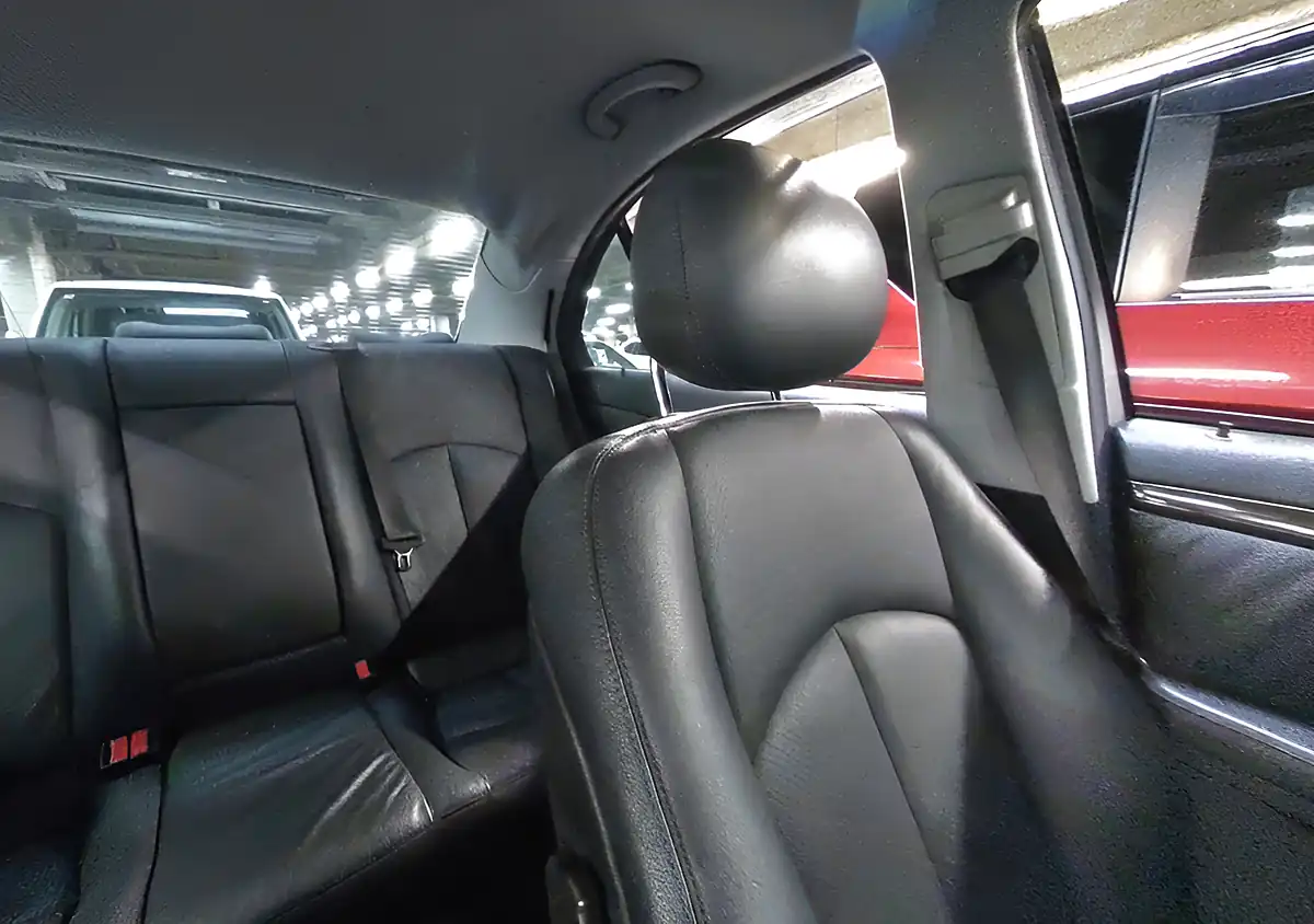 Used 2004 Mercedes-Benz E Class Avantgarde Sport Black - Interior and Exterior details 9