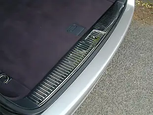 Used 2004 Mercedes-Benz E Class Estate Silver - Interior and Exterior details 18