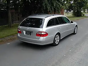 Used 2004 Mercedes-Benz E Class Estate Silver - Interior and Exterior details 3