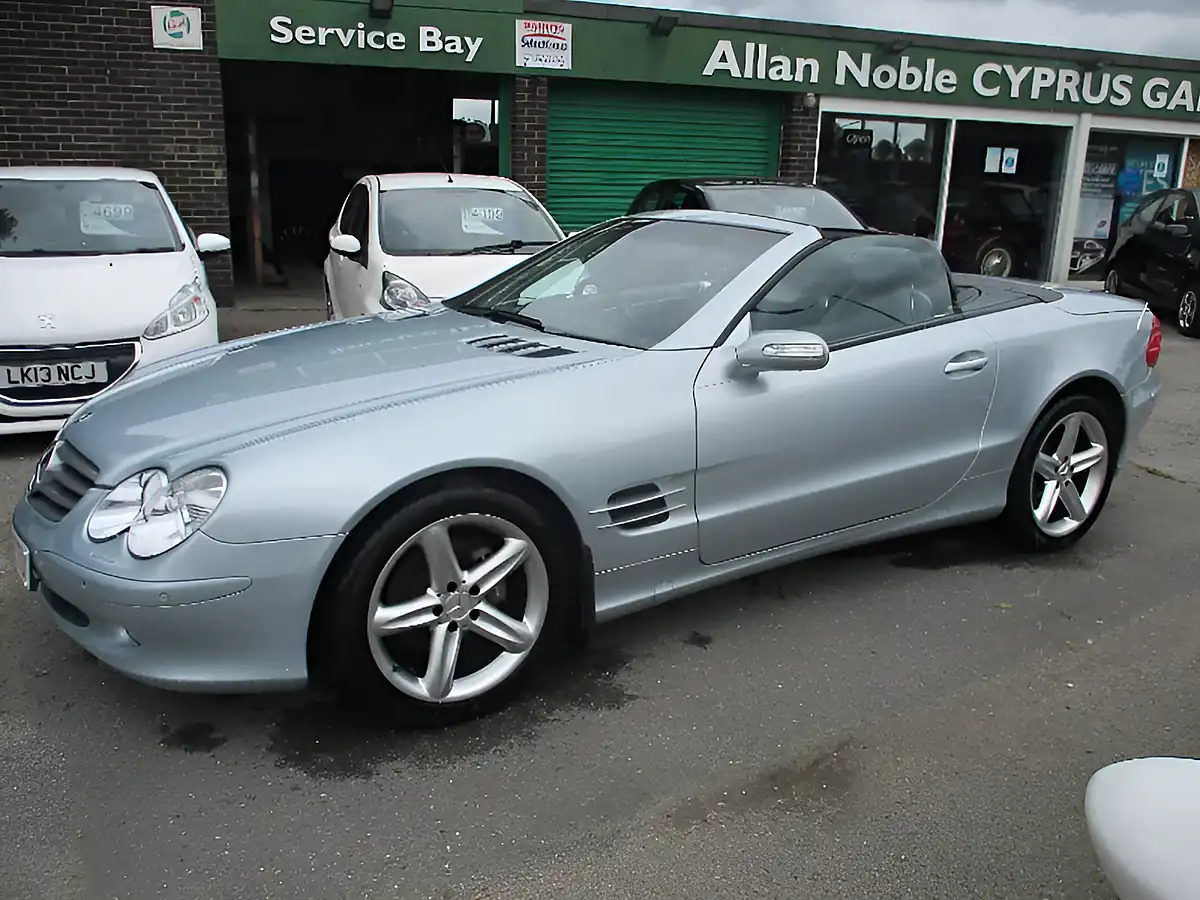 Used 2004 Mercedes-Benz Sl Class Silver - Interior and Exterior details 10