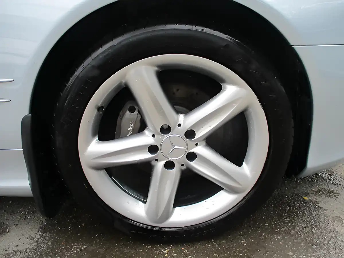 Used 2004 Mercedes-Benz Sl Class Silver - Interior and Exterior details 13