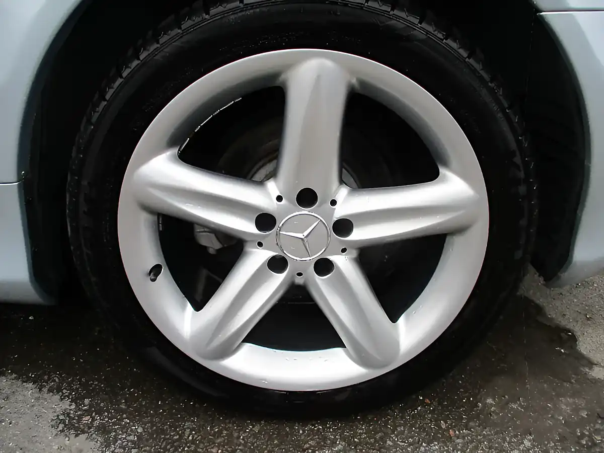 Used 2004 Mercedes-Benz Sl Class Silver - Interior and Exterior details 15