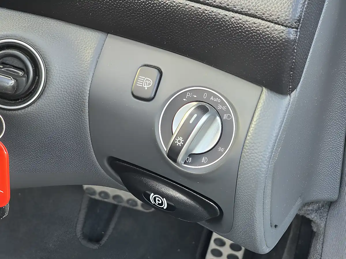 Used 2004 Mercedes-Benz Sl R230 Silver - Interior and Exterior details 12
