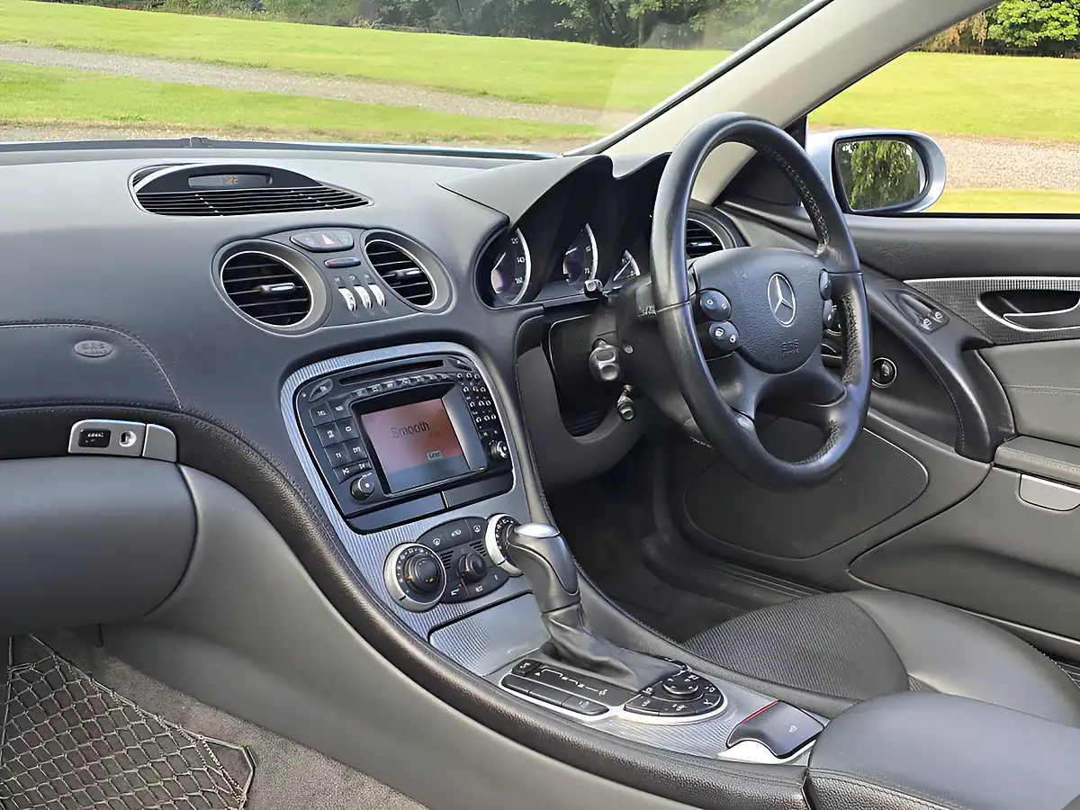 Used 2004 Mercedes-Benz Sl R230 Silver - Interior and Exterior details 8