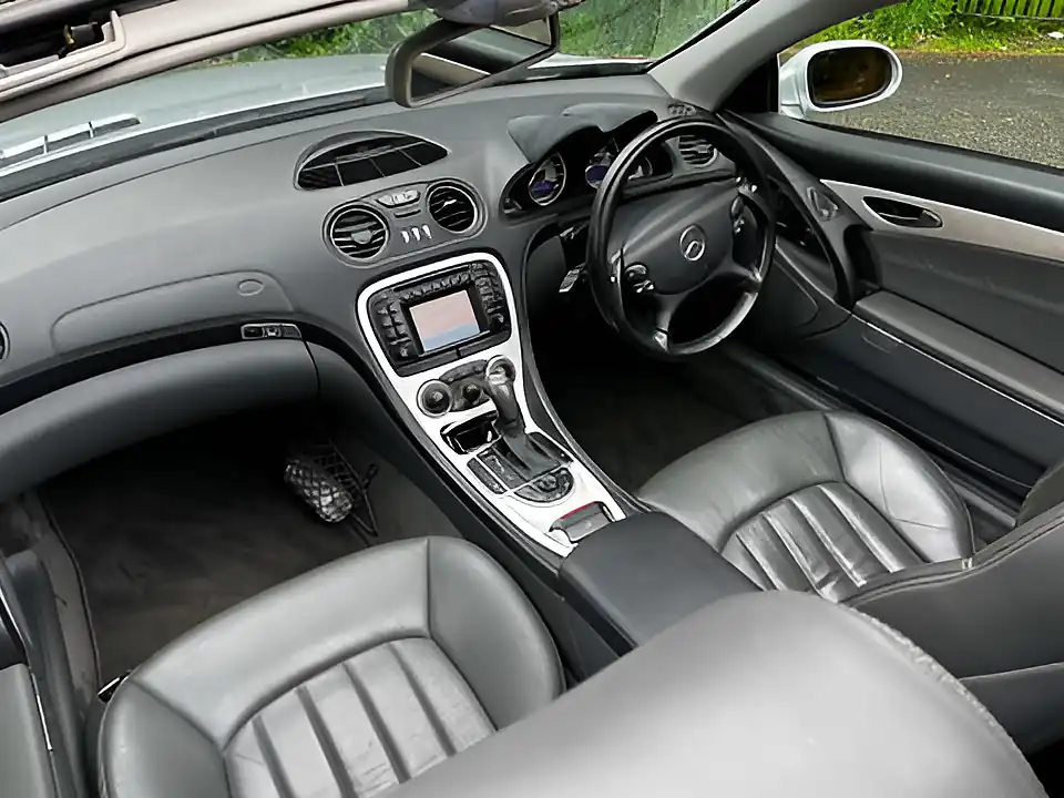 Used 2004 Mercedes-Benz Sl Series SL55 AMG Silver - Interior and Exterior details 11