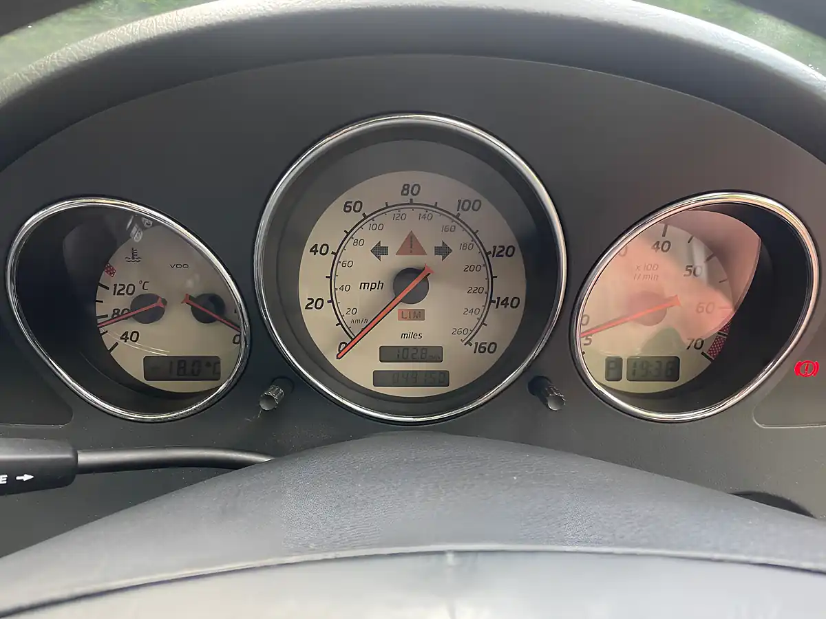 Used 2004 Mercedes-Benz Slk SLK320 Silver - Interior and Exterior details 12
