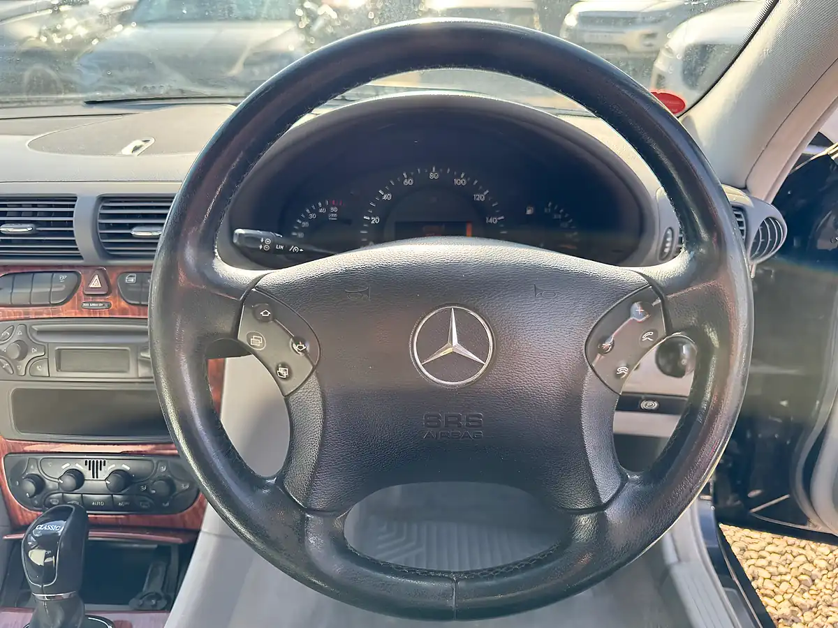 Used 2004 Mercedes C200 Classic Se Black - Interior and Exterior details 12