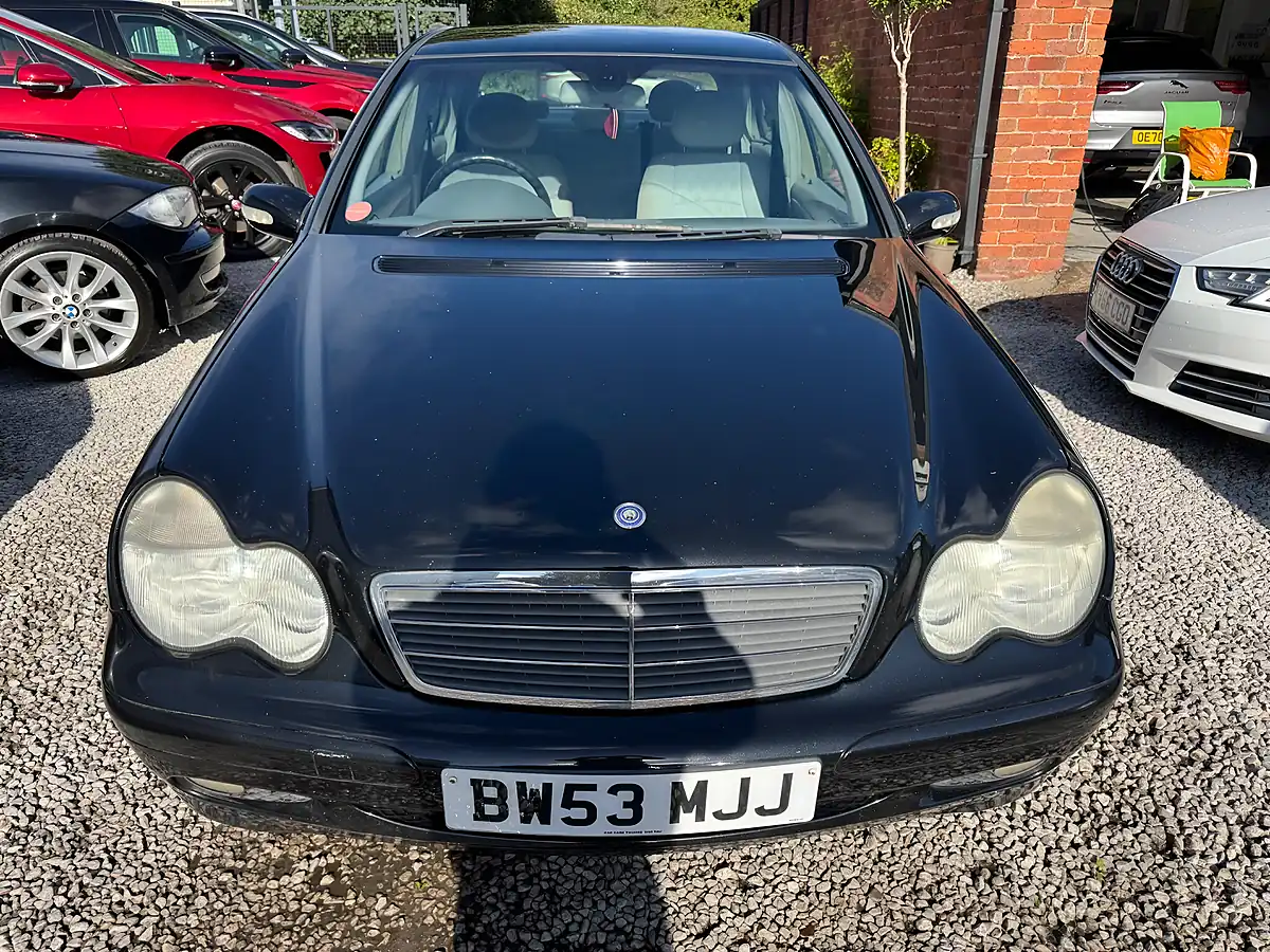 Used 2004 Mercedes C200 Classic Se Black - Interior and Exterior details 2