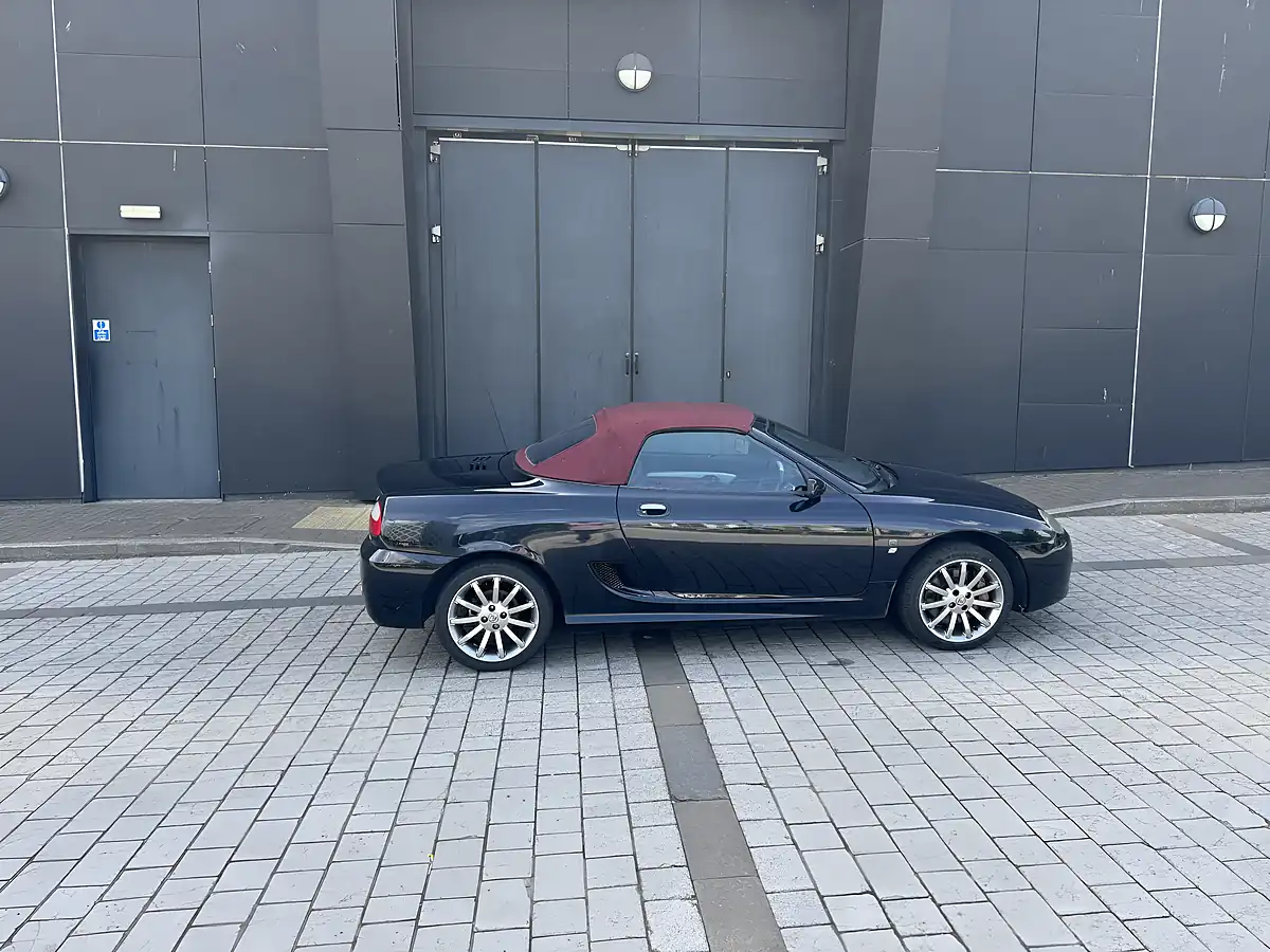 Used 2004 MG Tf 80th Anniversary Le Black - Interior and Exterior details 17