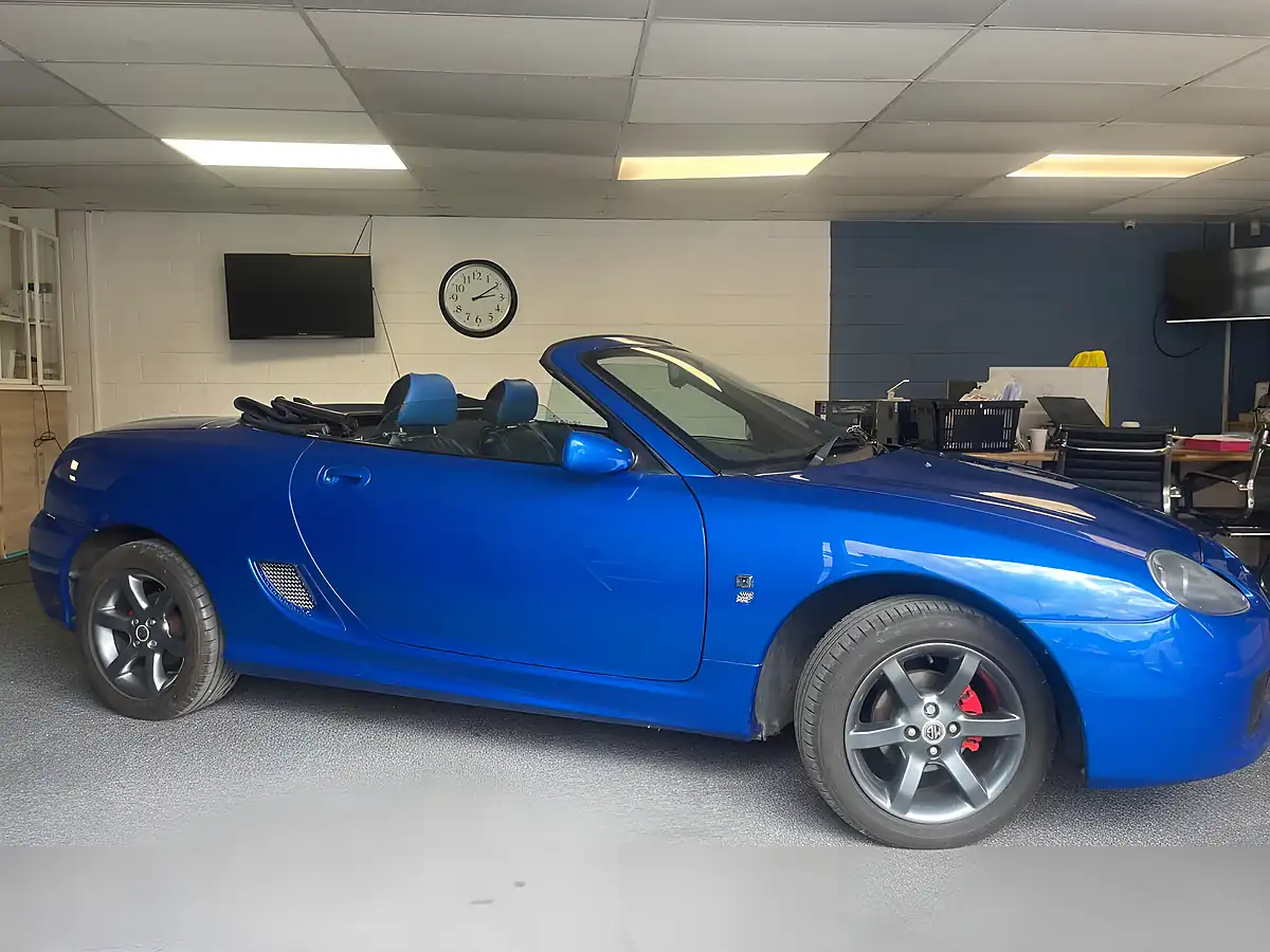 Used 2004 MG Tf Convertible Blue - Interior and Exterior details 10