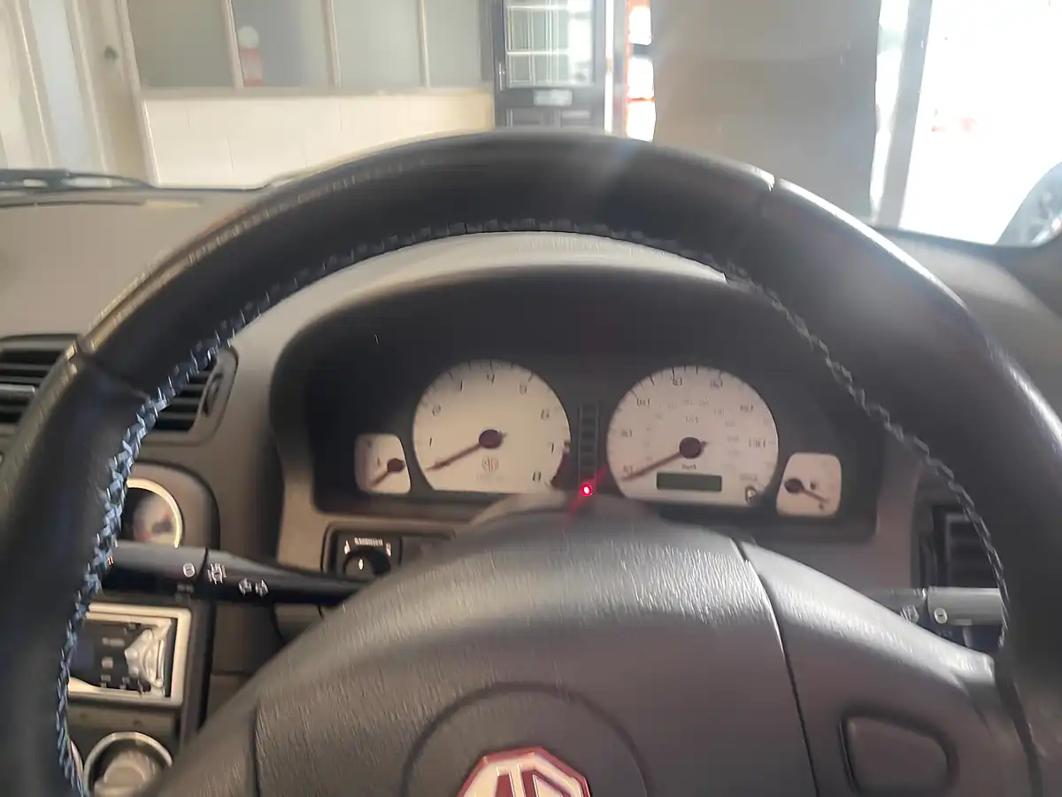 Used 2004 MG Tf Convertible Blue - Interior and Exterior details 15