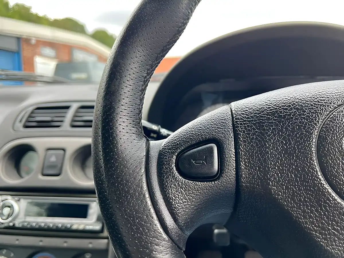 Used 2004 MG Tf Convertible Red - Interior and Exterior details 19