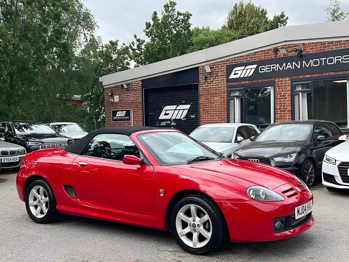 Used 2004 MG Tf Convertible Red - Interior and Exterior details 6