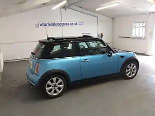 Used 2004 MINI Hatch Cooper Blue - Interior and Exterior details 6
