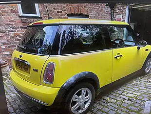 Used 2004 MINI Hatch One Yellow - Interior and Exterior details 4