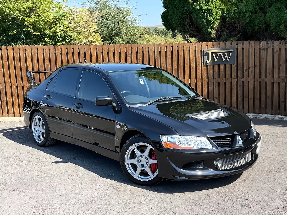 Used 2004 Mitsubishi Lancer Evo Viii 260 Black - Front View